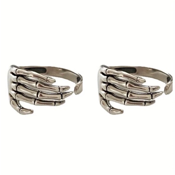 Silver Skeleton Hand Ring - Picture 2 of 3